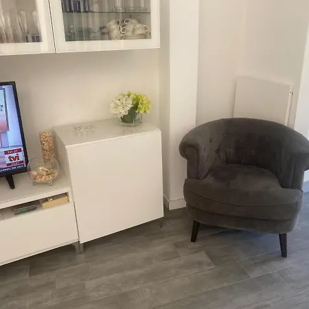 Casa Docim, Casa Tipica Algarvia No Centro Da Velha אלבופיירה