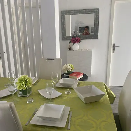 Casa Docim, Casa Tipica Algarvia No Centro Da Velha דירה *