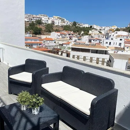 Casa Docim, Casa Tipica Algarvia No Centro Da Velha Διαμέρισμα Αλμπουφέιρα