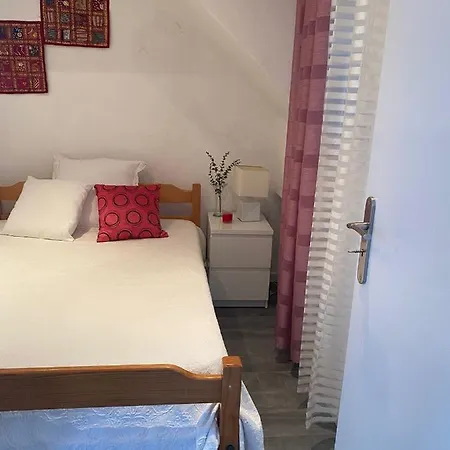 Casa Docim, Casa Tipica Algarvia No Centro Da Velha Daire *