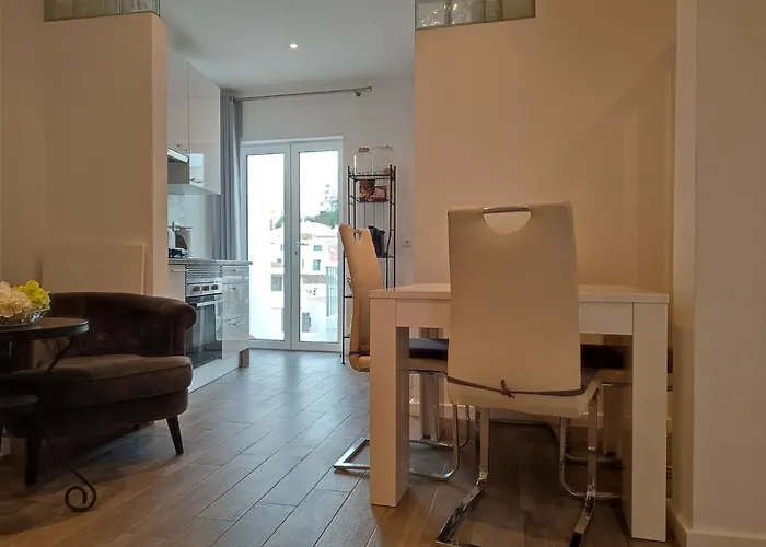 Casa Docim, Casa Tipica Algarvia No Centro Da Velha * Albufeira