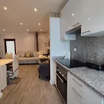 公寓 Casa Docim, Casa Tipica Algarvia No Centro Da Velha 阿尔布费拉